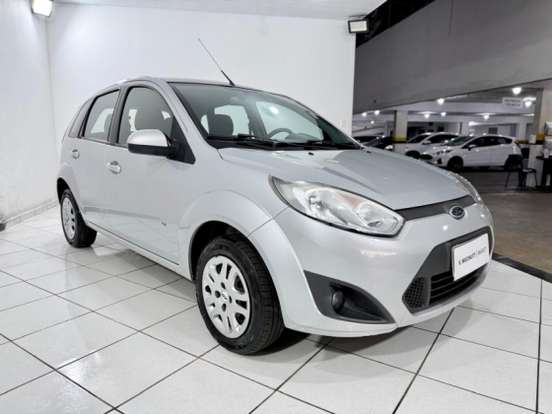 FORD-FIESTA-2014