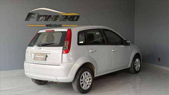 FORD-FIESTA-2013