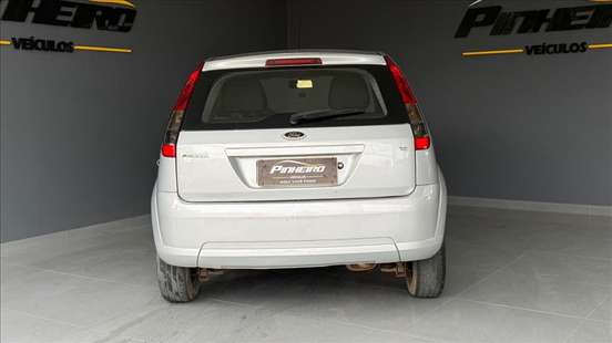 FORD-FIESTA-2013