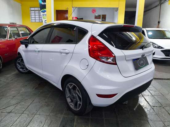 FORD-FIESTA-2017