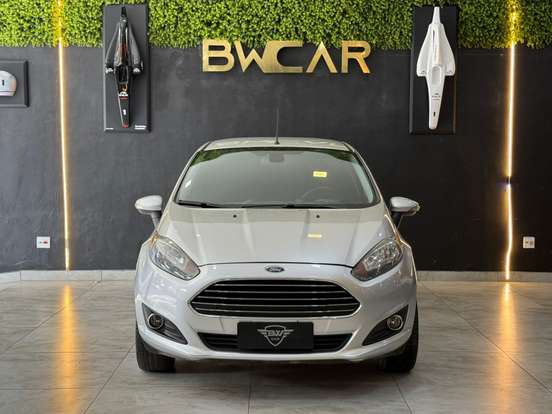 FORD-FIESTA-1.6 TITANIUM HATCH 16V FLEX 4P POWERSHIFT FORD-FIESTA-2015