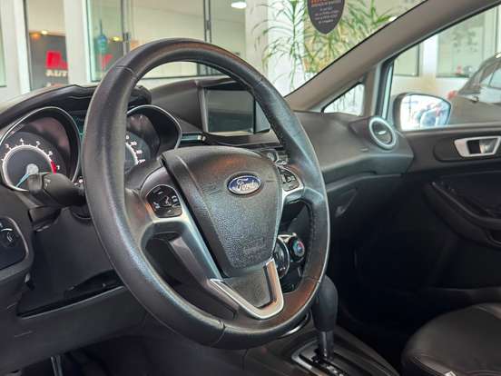 FORD-FIESTA-1.6 TI-VCT FLEX TITANIUM POWERSHIFT FORD-FIESTA-2017