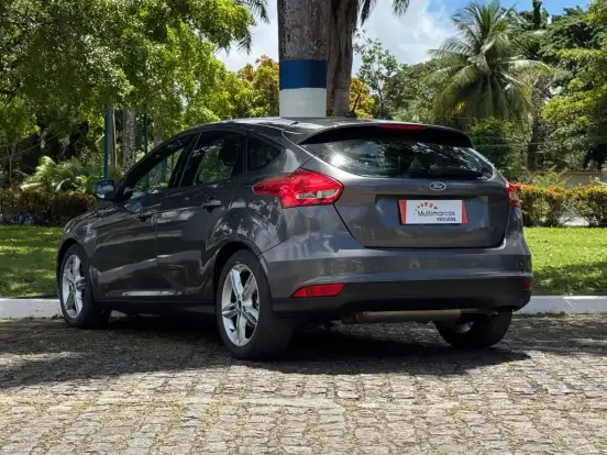FORD-FOCUS-2018