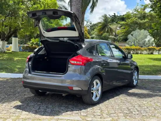 FORD-FOCUS-2018