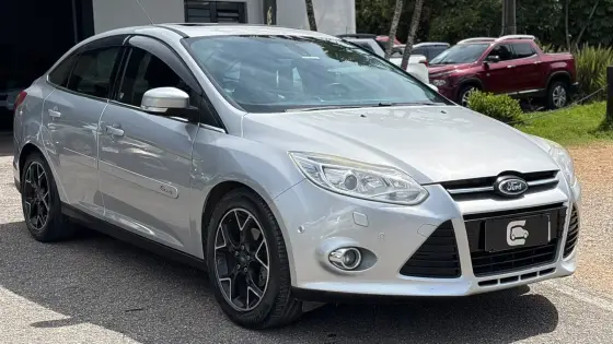 FORD FOCUS 2.0 TITANIUM 16V FLEX 4P POWERSHIFT