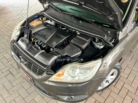 FORD-FOCUS-2.0 16V FLEX 4P AUTOMÁTICO FORD-FOCUS-2011
