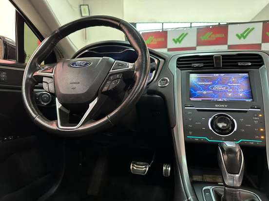 FORD-FUSION-2.0 TITANIUM AWD 16V GASOLINA 4P AUTOMÁTICO FORD-FUSION-2012