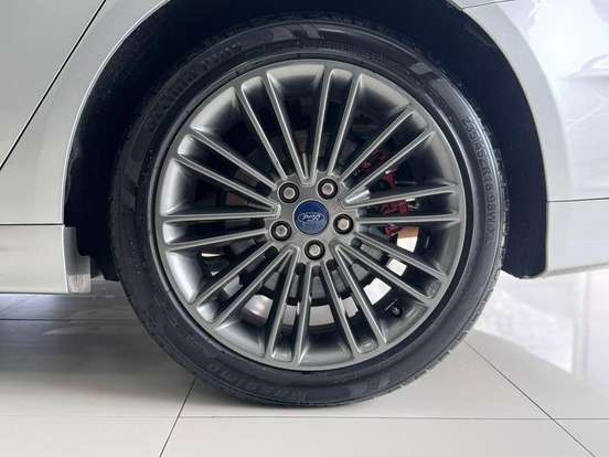 FORD-FUSION-2013