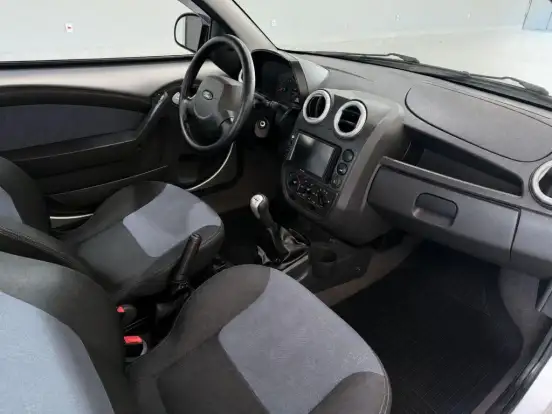 FORD-KA-2013