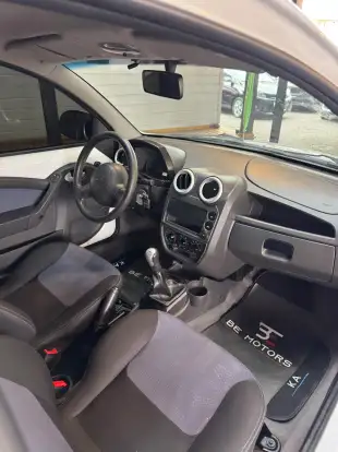 FORD-KA-2013