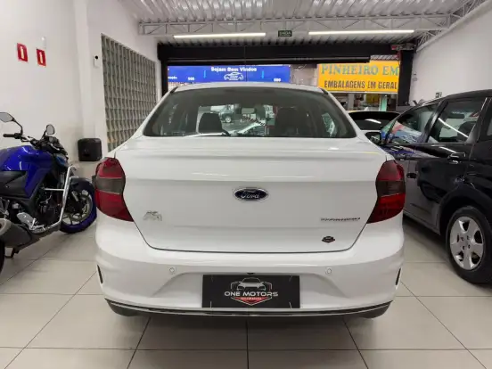 FORD-KA-1.5 TI-VCT FLEX TITANIUM SEDAN AUTOMÁTICO FORD-KA-2019