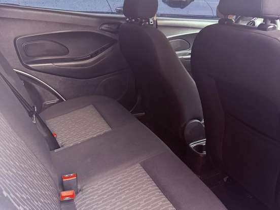 FORD-KA-1.5 TI-VCT FLEX SE PLUS SEDAN AUTOMÁTICO FORD-KA-2020