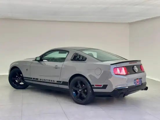 FORD-MUSTANG-5.0 GT COUPÉ V8 GASOLINA 2P MANUAL FORD-MUSTANG-2009