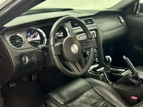 FORD-MUSTANG-5.0 GT COUPÉ V8 GASOLINA 2P MANUAL FORD-MUSTANG-2009