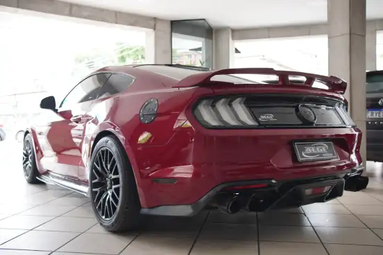 FORD-MUSTANG-2018