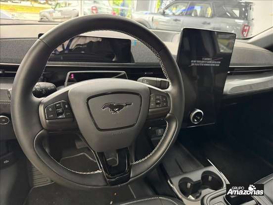FORD-MUSTANG MACH-e-2025