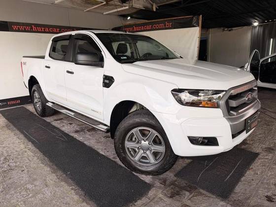 FORD RANGER 2.2 XLS 4X4 CD 16V DIESEL 4P AUTOMÁTICO
