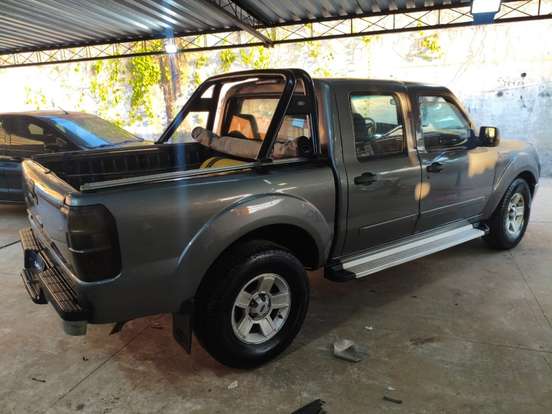 FORD-RANGER-2011