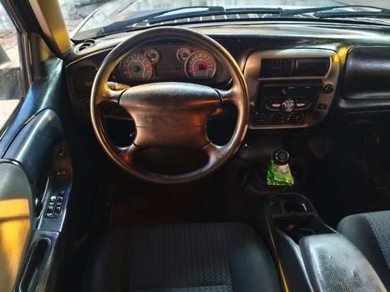 FORD-RANGER-2.3 XLT 16V 4X2 CD GASOLINA 4P MANUAL FORD-RANGER-2011