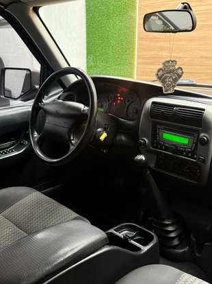 FORD-RANGER-2012