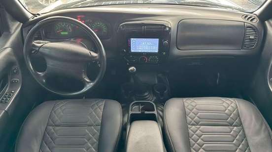 FORD-RANGER-2012