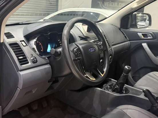 FORD-RANGER-2.5 XLT 4X2 CD 16V FLEX 4P MANUAL FORD-RANGER-2014