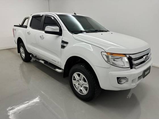 FORD RANGER 3.2 XLT 4X4 CD 20V DIESEL 4P AUTOMÁTICO