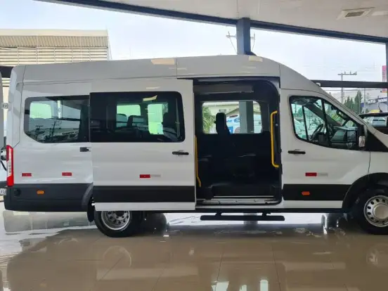 FORD-TRANSIT-2.0 ECOBLUE DIESEL MINIBUS 17+1 L4H3 AUTOMÁTICO FORD-TRANSIT-2025