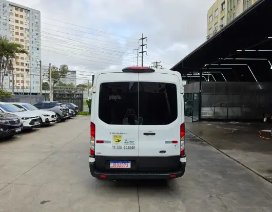 FORD-TRANSIT-2021