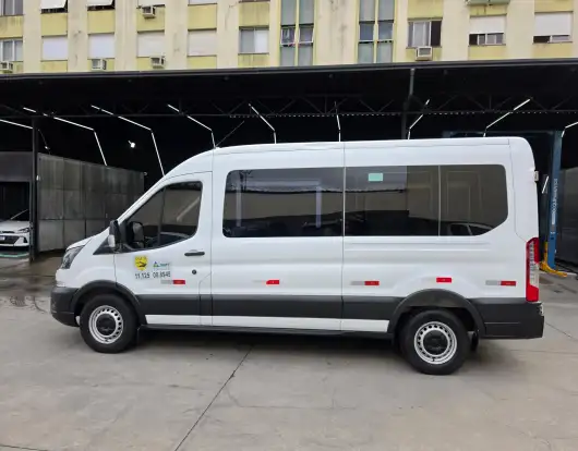 FORD-TRANSIT-2021