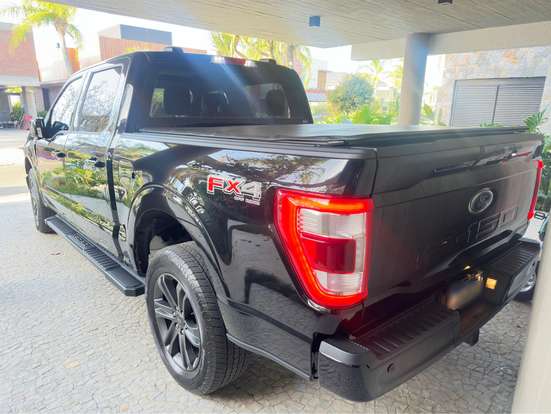 FORD-F-150-2023