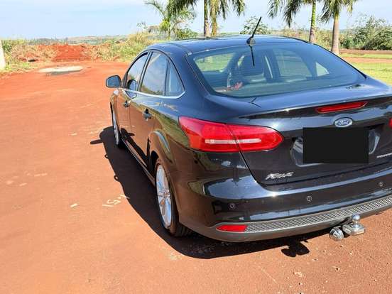 FORD-FOCUS-2.0 TITANIUM FASTBACK 16V FLEX 4P POWERSHIFT FORD-FOCUS-2017
