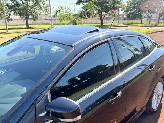 FORD-FOCUS-2.0 TITANIUM FASTBACK 16V FLEX 4P POWERSHIFT FORD-FOCUS-2017