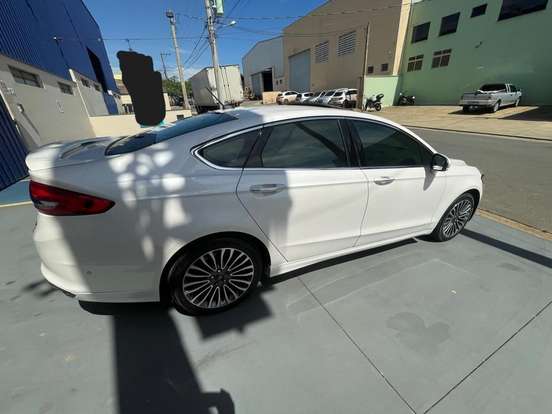 FORD-FUSION-2016