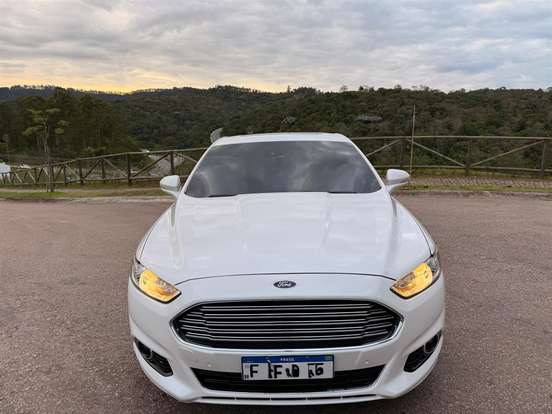 FORD-FUSION-2016