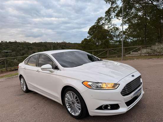 FORD-FUSION-2016