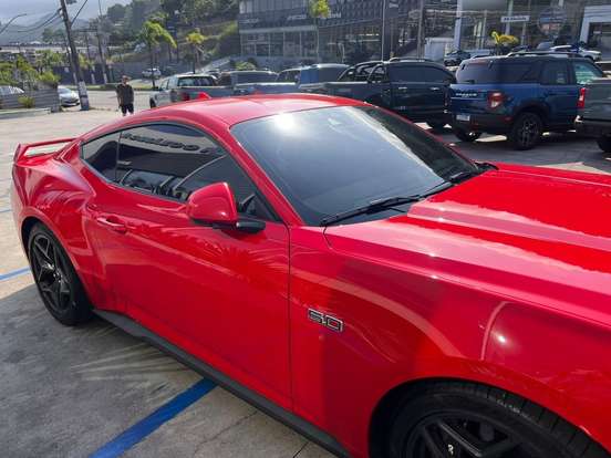 FORD-MUSTANG-2024