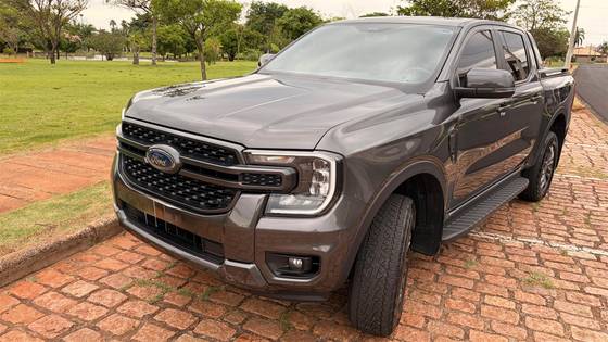FORD RANGER 2.0 TURBO DIESEL CD BLACK 4X2 AUTOMÁTICO