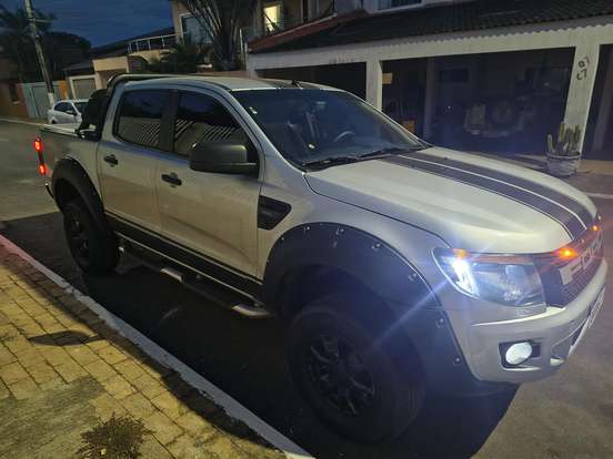FORD-RANGER-2.5 XLS 4X2 CD 16V FLEX 4P MANUAL FORD-RANGER-2014