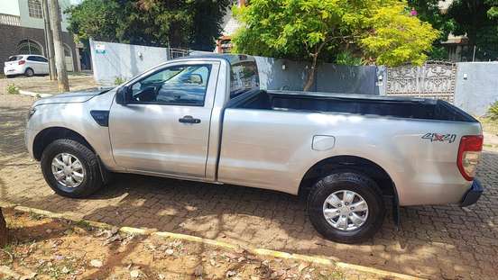 FORD-RANGER-2013