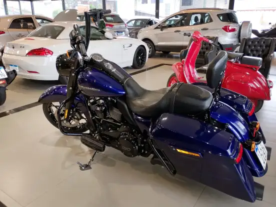 HARLEY-DAVIDSON-ROAD KING SPECIAL HARLEY-DAVIDSON-ROAD KING SPECIAL-2020