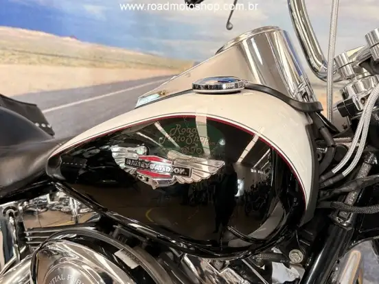 HARLEY-DAVIDSON-SOFTAIL DELUXE-2005