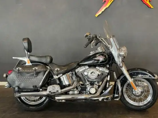 HARLEY-DAVIDSON-SOFTAIL HERITAGE CLASSIC HARLEY-DAVIDSON-SOFTAIL HERITAGE CLASSIC-2010