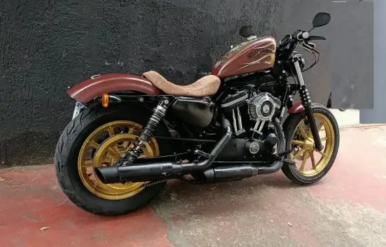 HARLEY-DAVIDSON-SPORTSTER IRON 883-2017