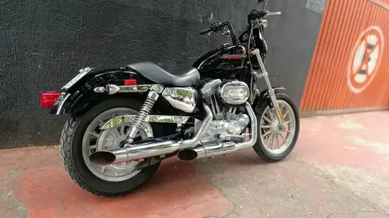 HARLEY-DAVIDSON-SPORTSTER XL 883-2005