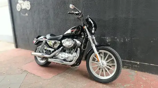 HARLEY-DAVIDSON-SPORTSTER XL 883-2005