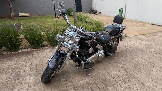 HARLEY-DAVIDSON SOFTAIL FAT BOY 