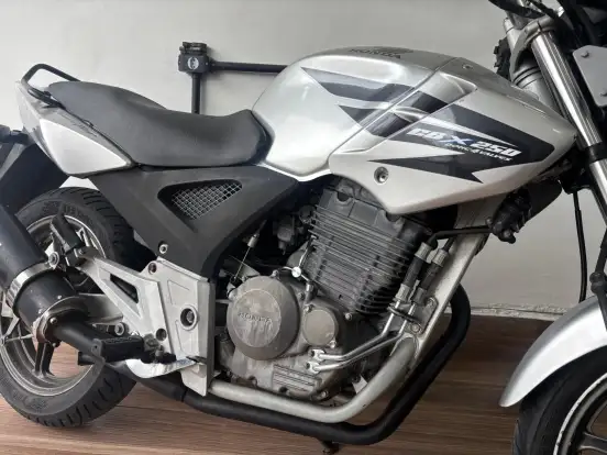 HONDA-CBX 250 TWISTER HONDA-CBX 250 TWISTER-2006