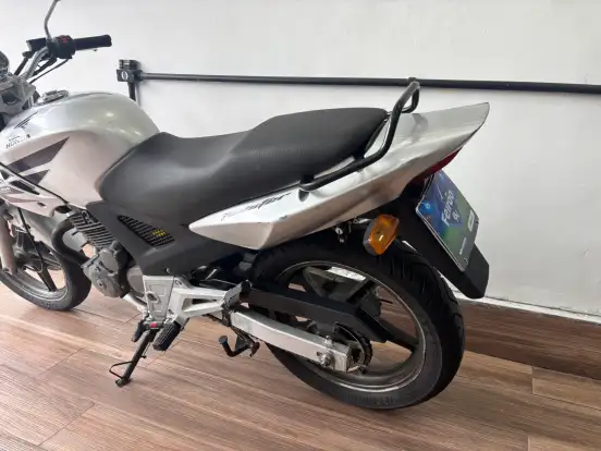 HONDA-CBX 250 TWISTER-2006