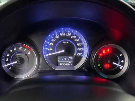 HONDA-CITY-1.5 LX 16V FLEX 4P AUTOMÁTICO HONDA-CITY-2013